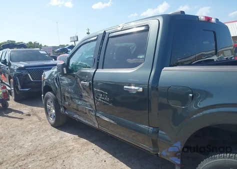 2021 Ford F-150 Xlt z USA, uszkodzony, nr VIN 1FTEW1EP1MKD40543